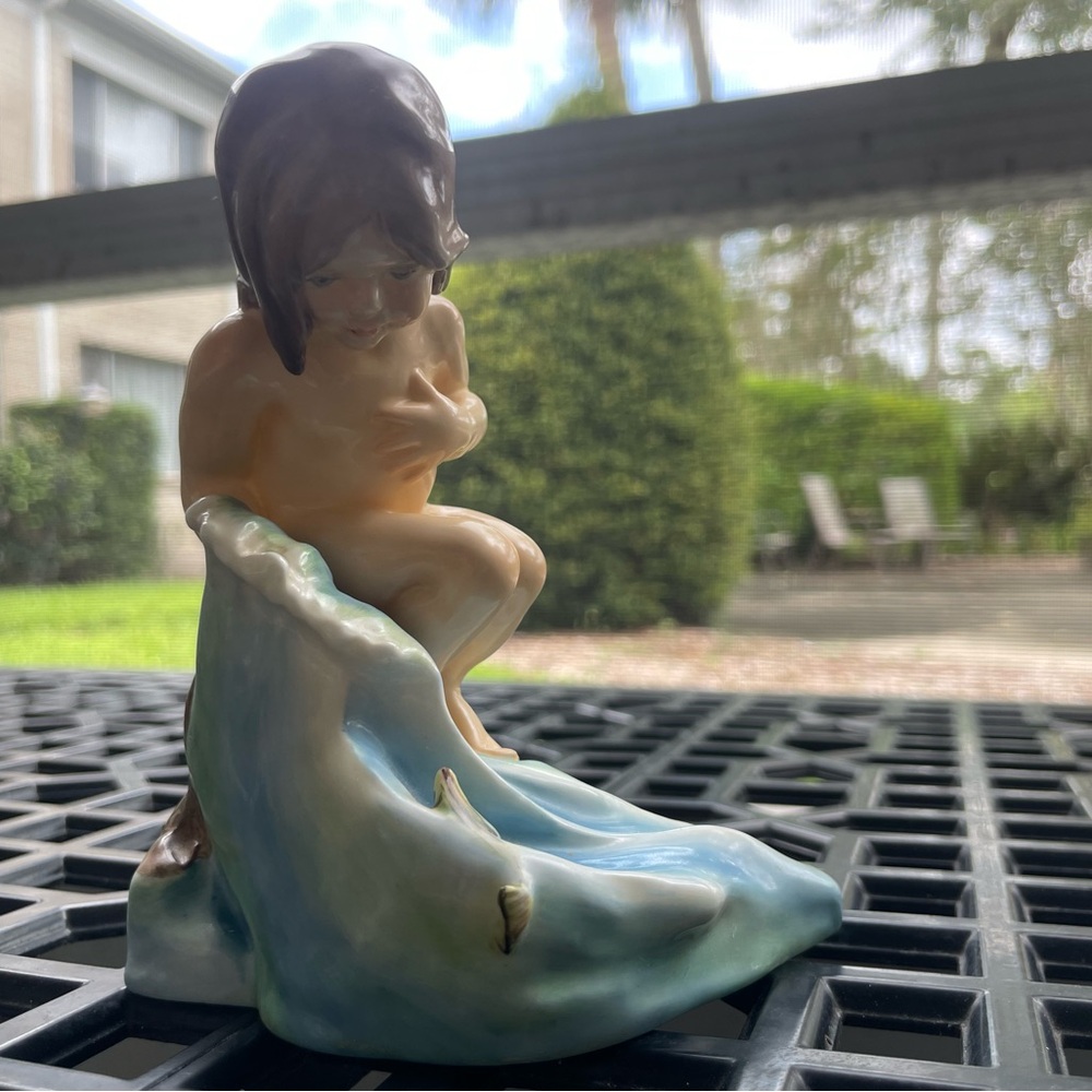 Vintage Royal Worcester Figure “August” 3441 Modeled By FG Doughty Fine China